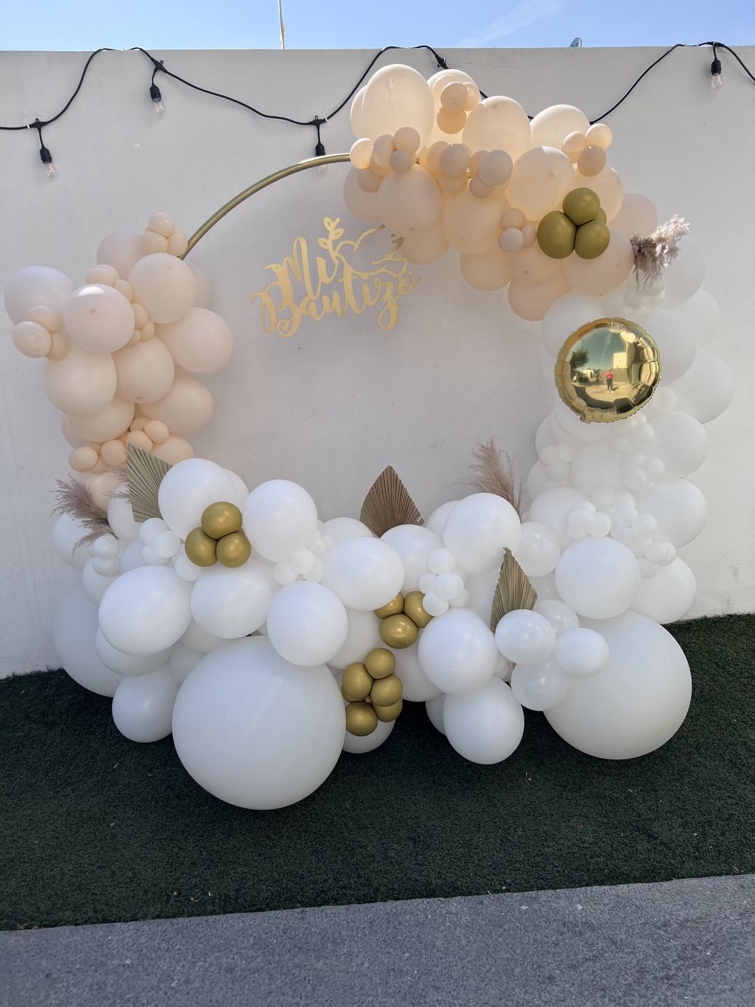 Customer photo review of GLOBO DE LATEX 12" BLANCO