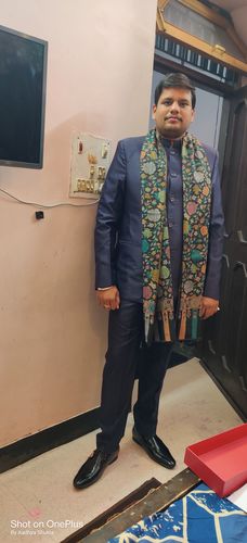 Customer photo review of Pashtush Mens Soft Wool, Ethnic Weave Stole, Gulaab-Dar, Black