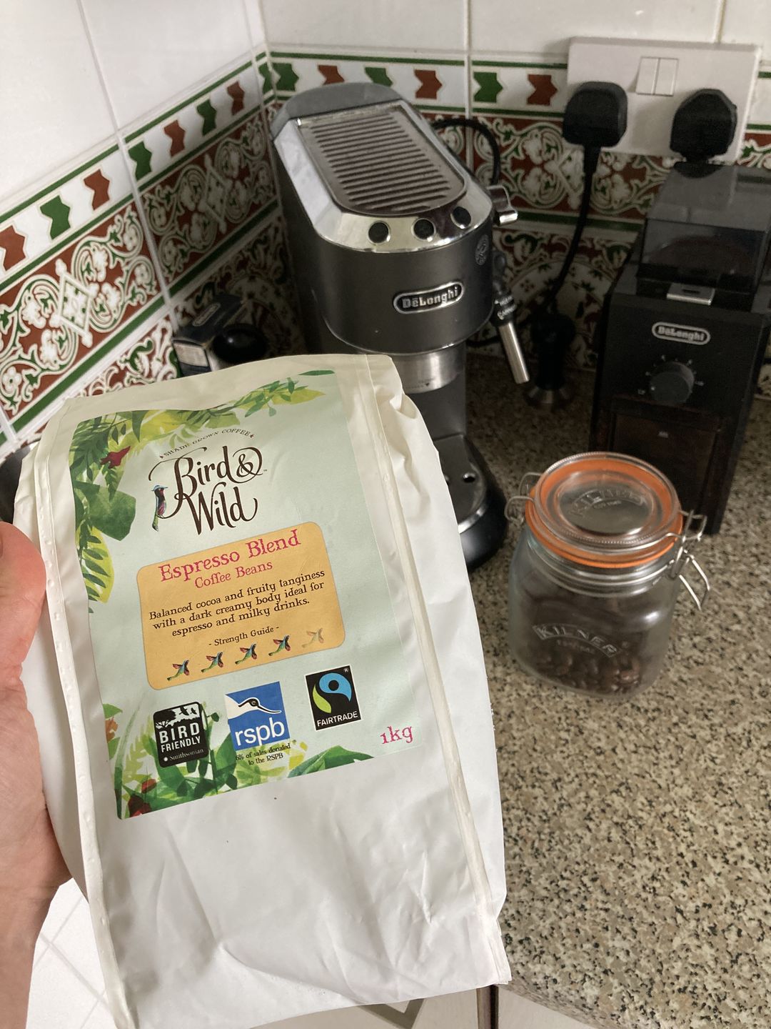 Customer photo review of Bird & Wild Organic RSPB Coffee, Signature Espresso Blend, 1kg, Whole Bean