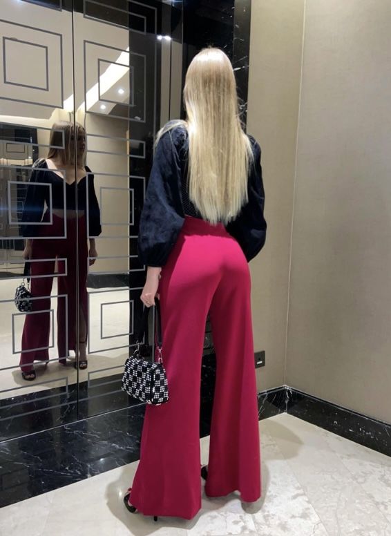 Customer photo review of 20” Blonde #60 Straight DIY Hair Extensions Home Kit