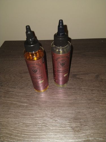 Customer photo review of NEW Item Alert! - Hair & Scalp Hydration Oil