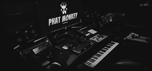 Customer photo review of Original Stand For NI Maschine MK3 / Maschine +