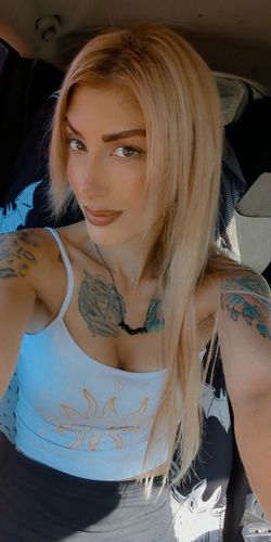 Customer photo review of Moresoo Virgin Tape In Human Hair Extensions Ash Blonde Highlighted Blonde (#P18/613)