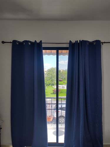 Customer photo review of Cortina BlackOut Rebeca - 2 Paneles Calidad Premium 95% Oscuridad- 290 x 225 cms de altura
