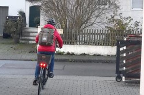Customer photo review of Rucksack Mit Patch / Olivgrau (🌲)