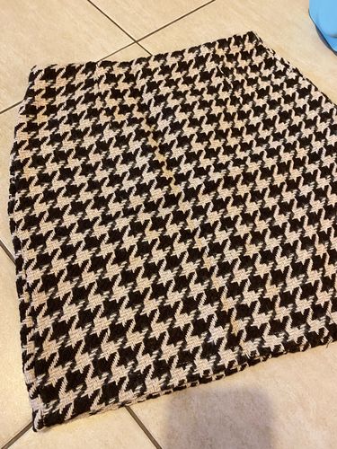 Customer photo review of Women's Plaid High Waist Bodycon Mini Skirt