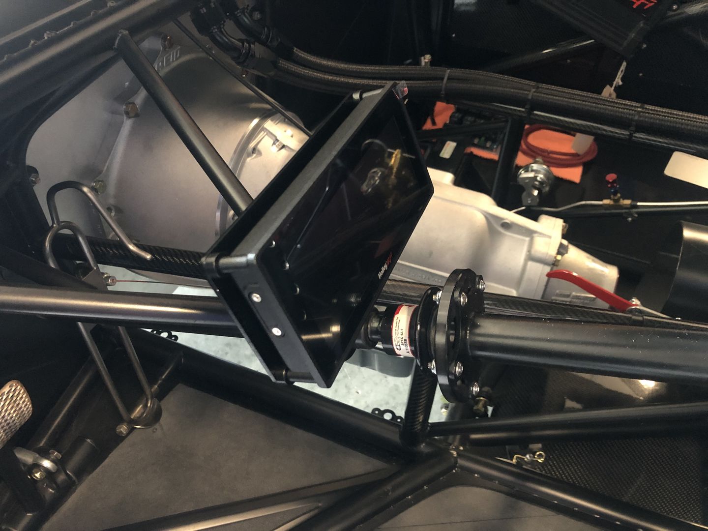 Customer photo review of Holley 6.86" 553-112 Adjustable Dash Mount w/ Billet Clamp 15-01013