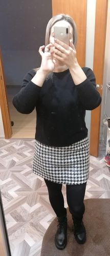Customer photo review of Women's Plaid High Waist Bodycon Mini Skirt