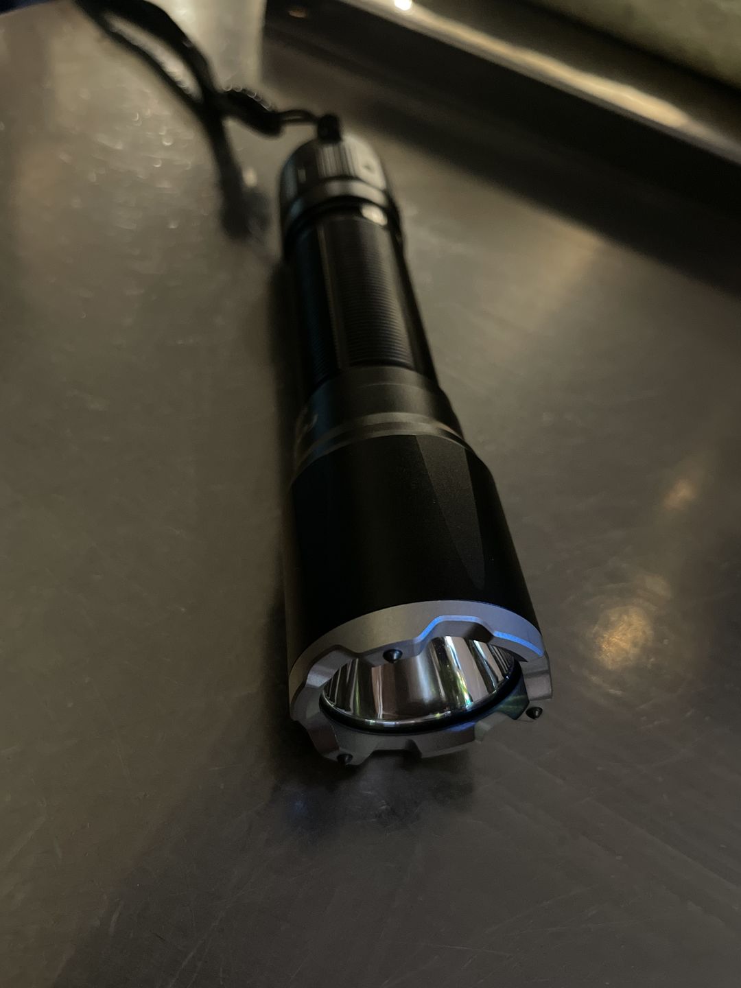 Customer photo review of Fenix TK16 V2.0 - 3100 Lumens - double commutateur arrière - pack complet