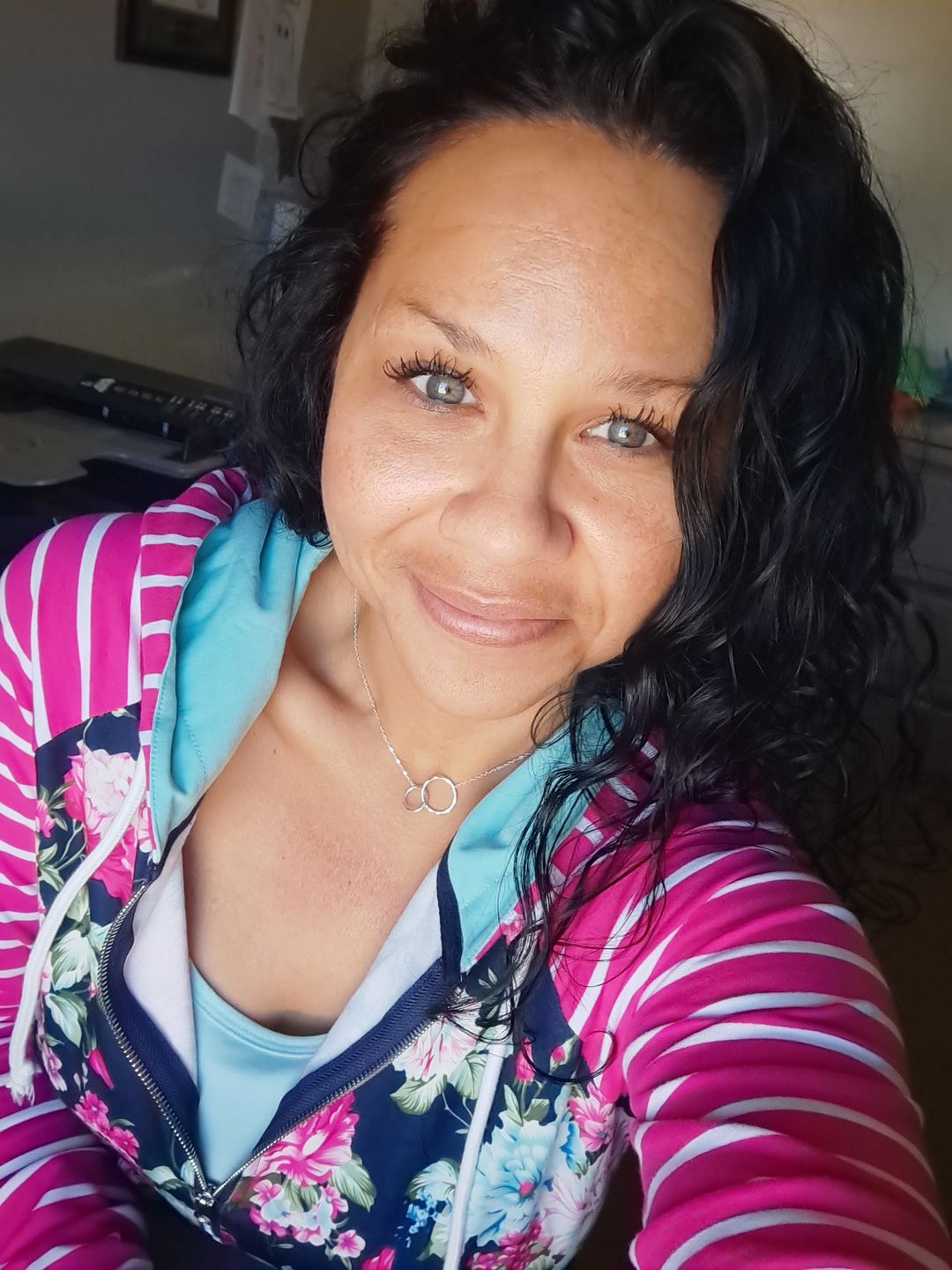 Customer photo review of Isabel Blue