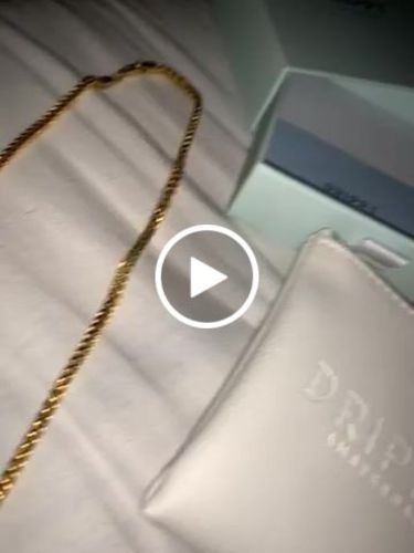 Customer video review of CLEAN FRANCO. - 3MM 18K GOLD