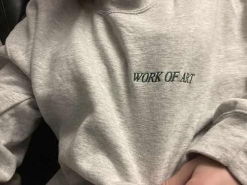 Customer photo review of Crewneck Work of Art - Gris Cendré