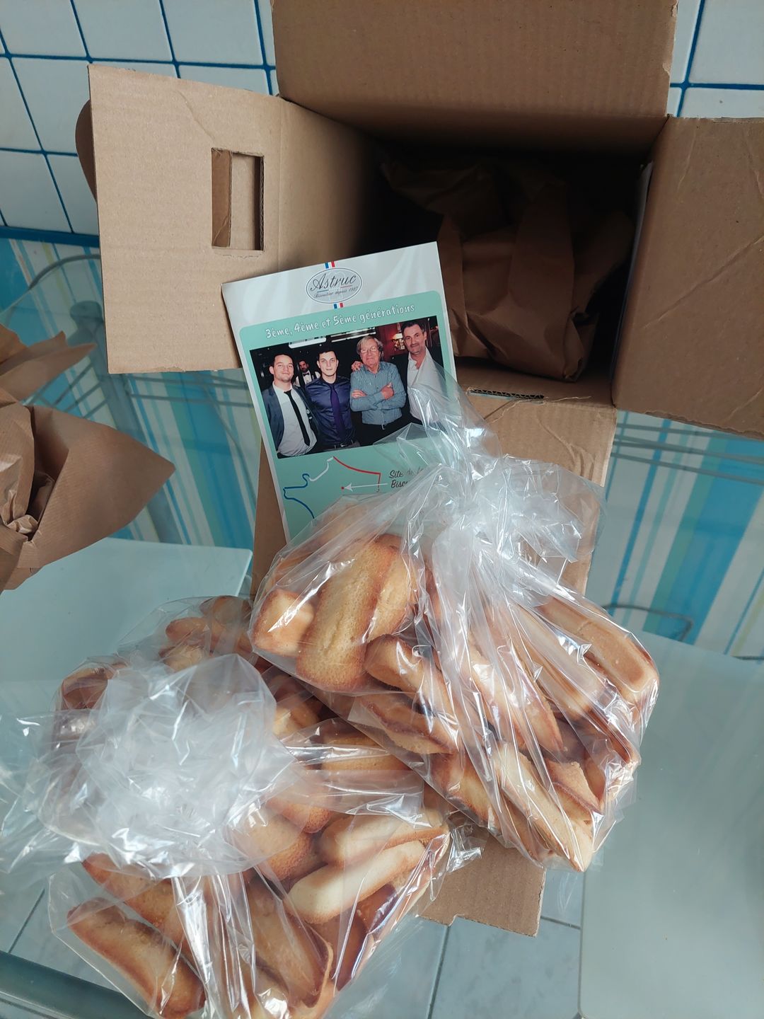 Customer photo review of Financiers en sac vrac (1Kg)