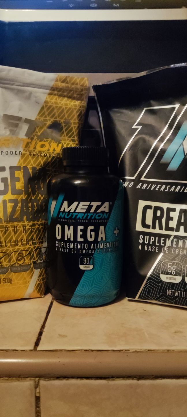 Customer photo review of PACK - GANANCIA MUSCULAR VEGAN: Proteína Mega Veg 5LB + HMB + Creatina + SHAKER MEZCLADOR (GRATIS)
