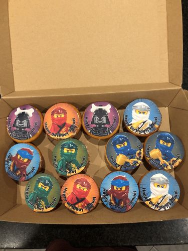 Customer photo review of 12 x 6.35 cm Round Standard Cookie Edible Icing Images