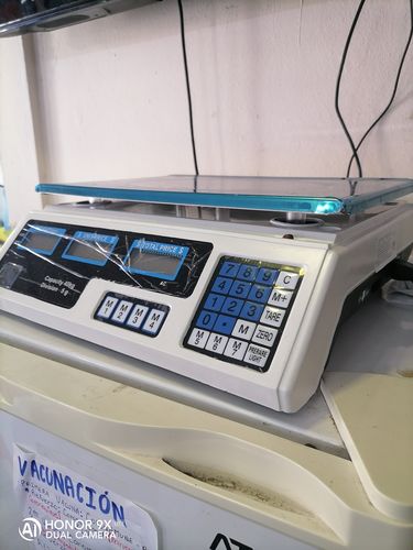Customer photo review of Báscula Comercial Digital 40kg 110v/220v