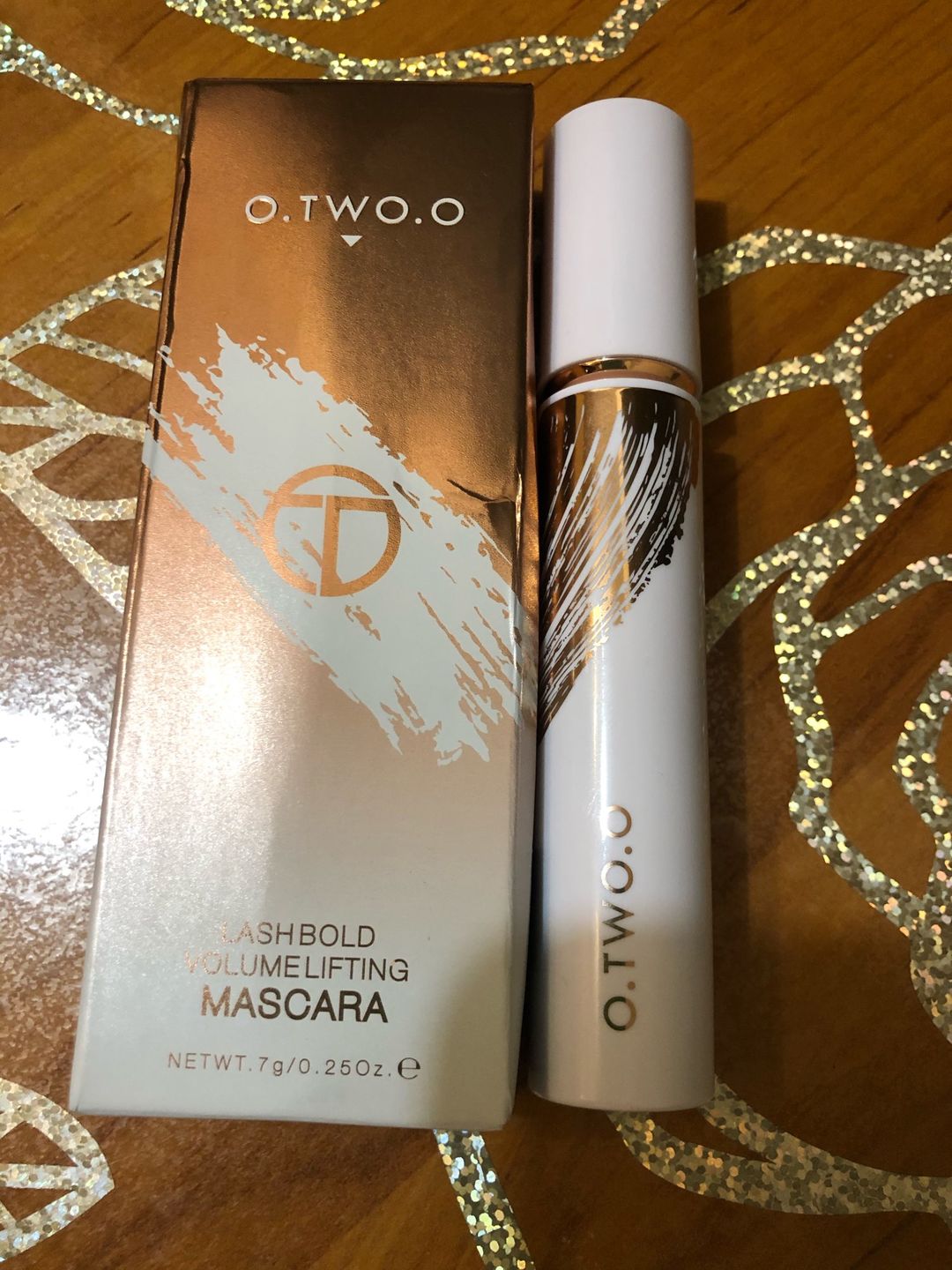 Customer photo review of O.TWO.O LASH BOLD VOLUME LIFTING MASCARA