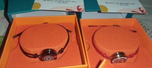 Customer photo review of Lovers Charm™ Smart Distance Bracelets