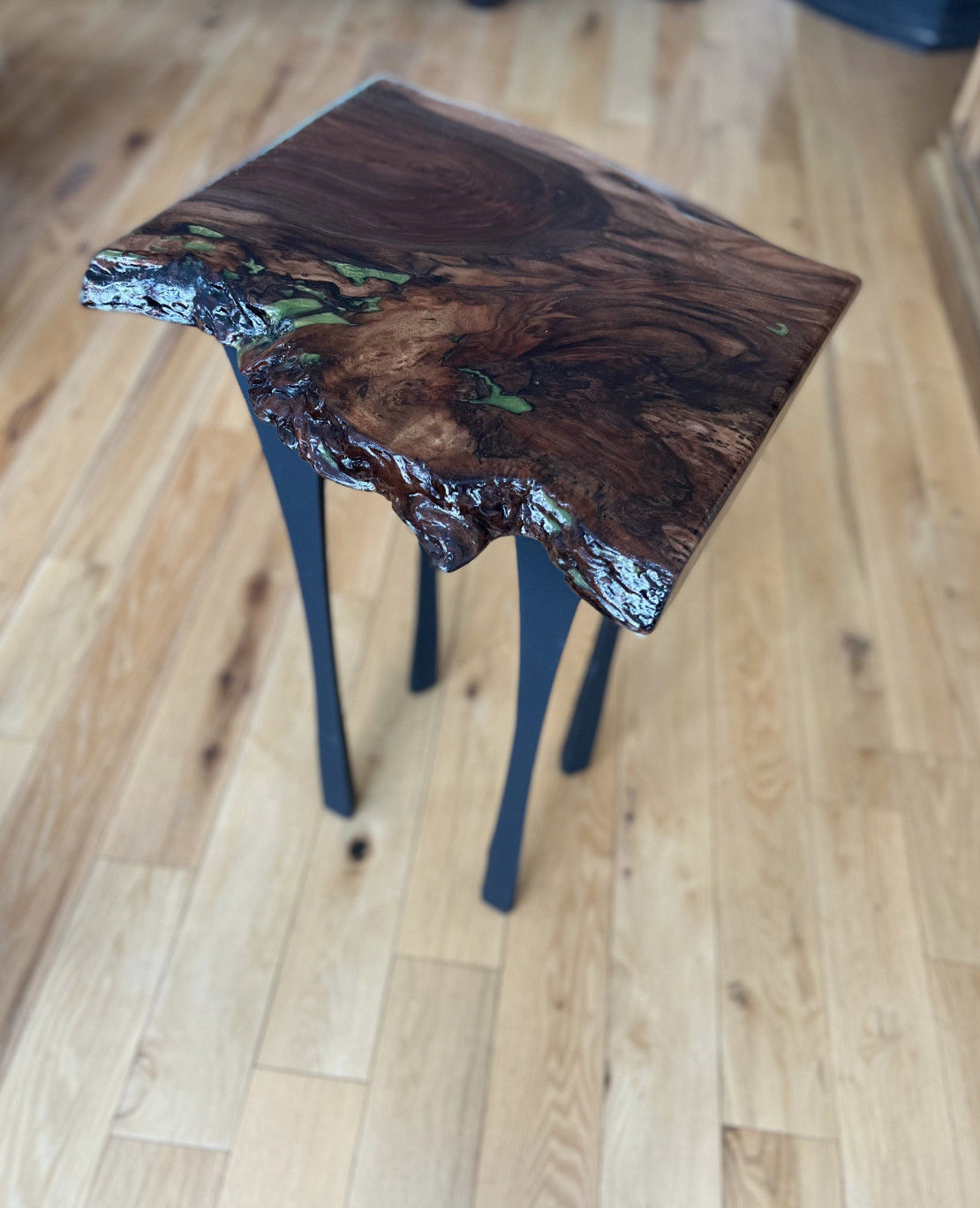 Customer photo review of Metal Table Legs - 501 Snello - 2, 2, 28H inch - Set of 4 pcs - Flowyline