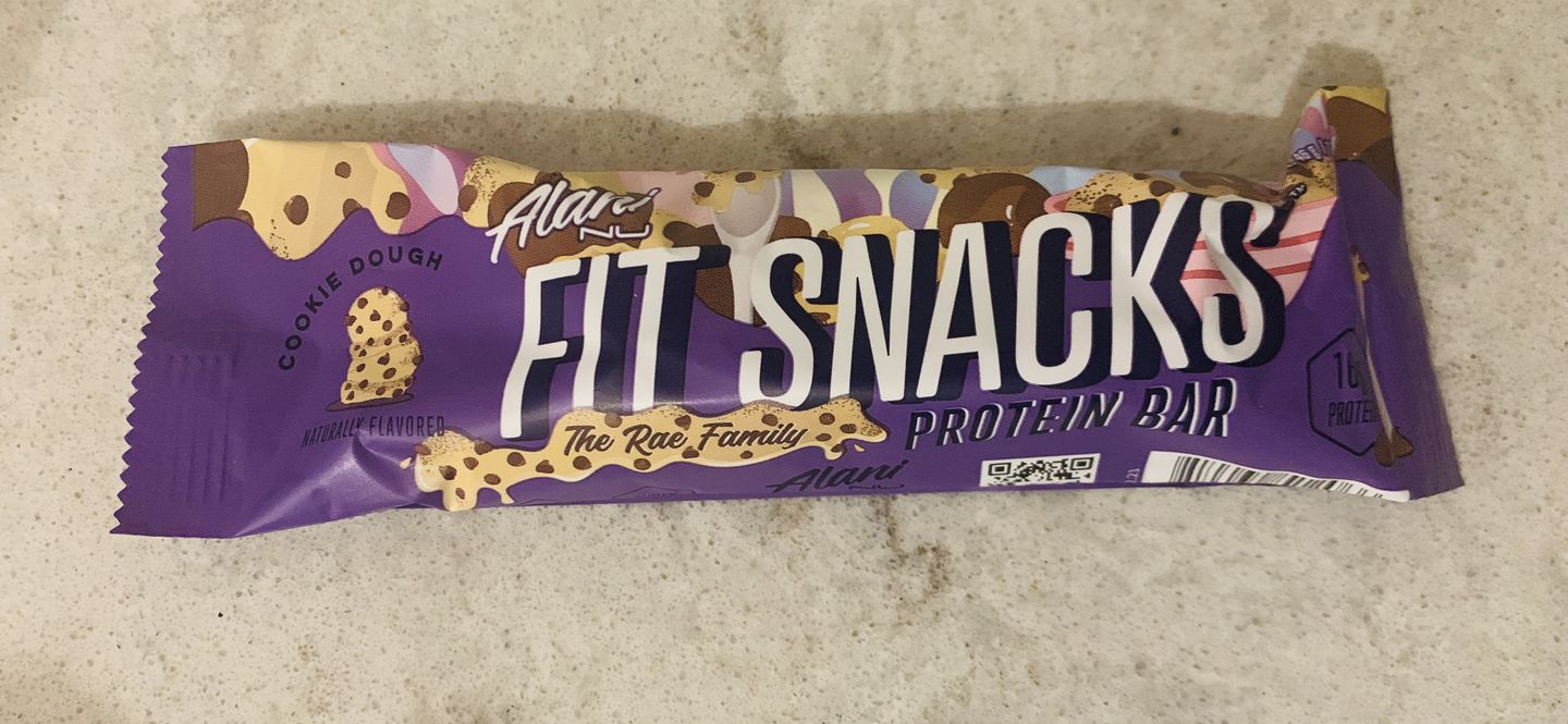 Customer photo review of Alani Nu - Fit Snacks Protein Bar 46g