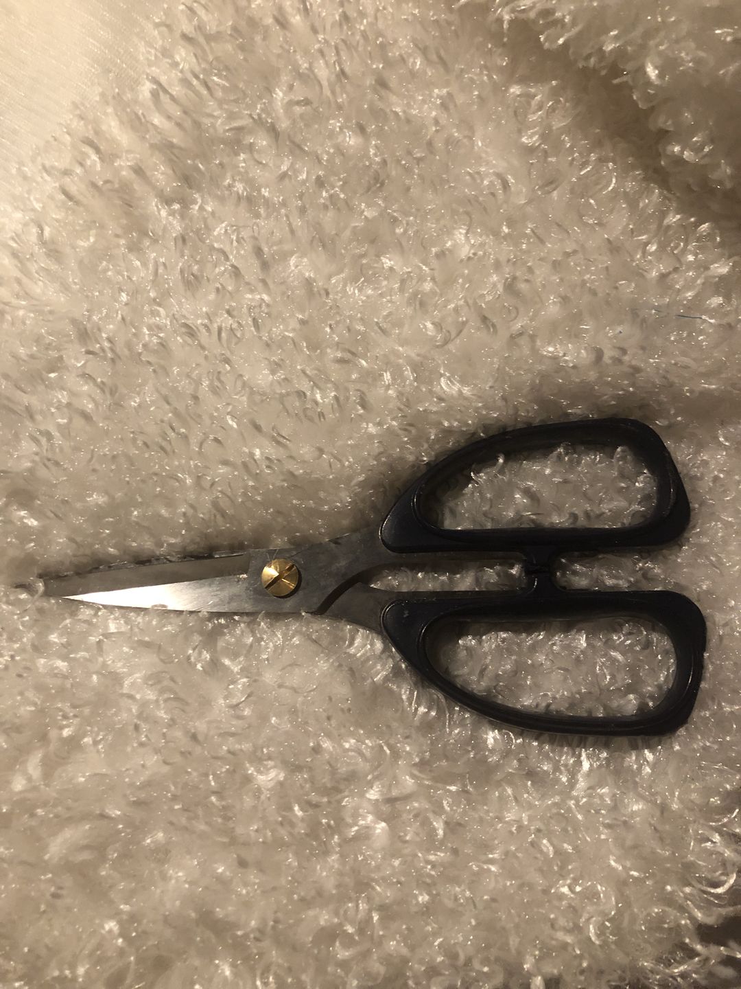 Customer photo review of 7.25"L Scissors Blue Handle MT1043