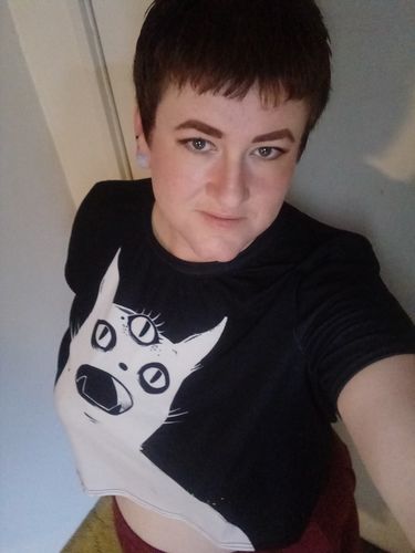 Customer photo review of Third Eye White Cat, Sublimation Crop Top