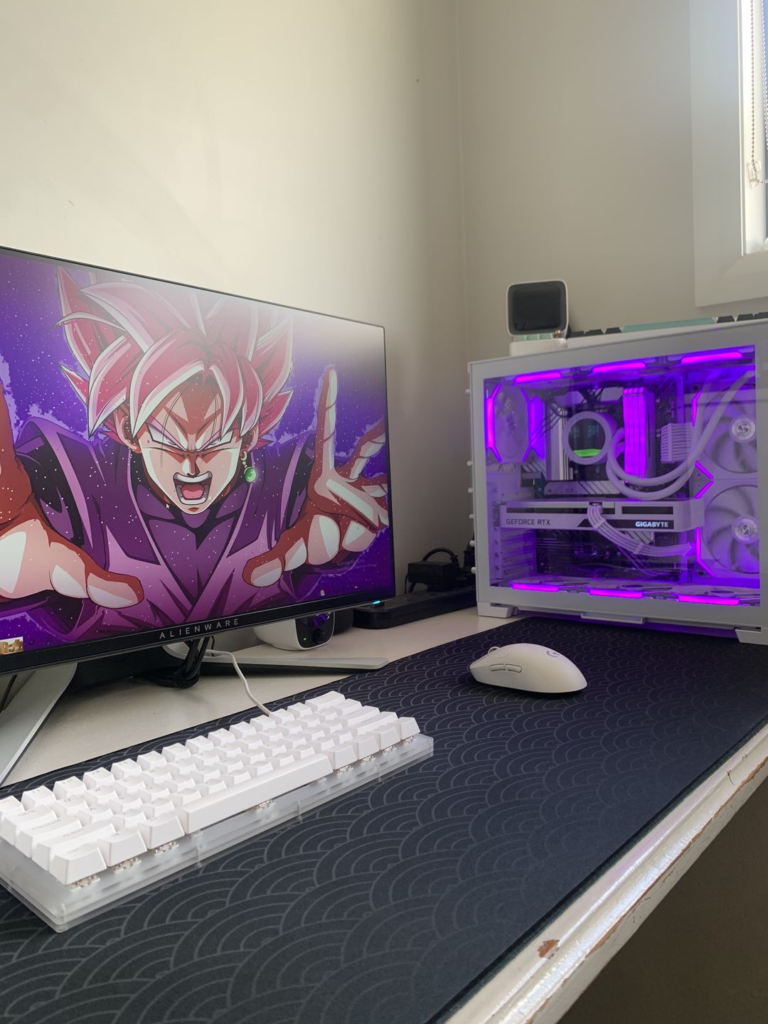 Customer photo review of Japanese Cloud Black | Deskmat
