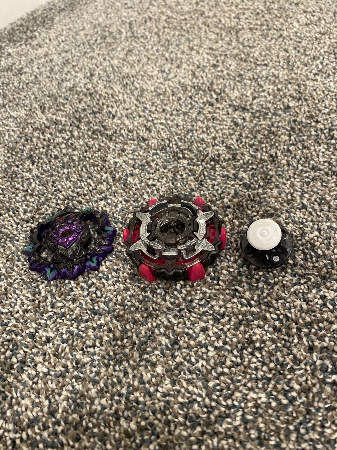 Customer photo review of Pre Order - Takara Tomy Beyblade B-206 Barricade Lucifer illegal Bearing Mobius-10