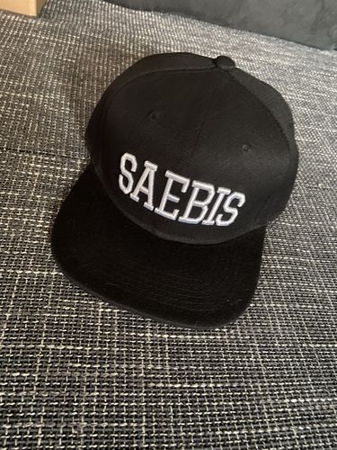 Customer photo review of SAEBIS® Snapback schwarz für Herren & Damen