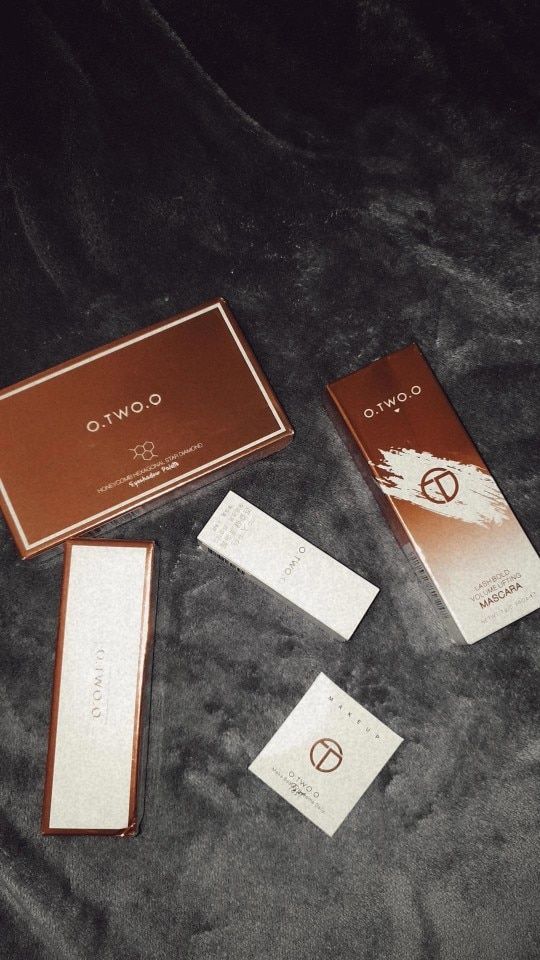 Customer photo review of O.TWO.O LASH BOLD VOLUME LIFTING MASCARA