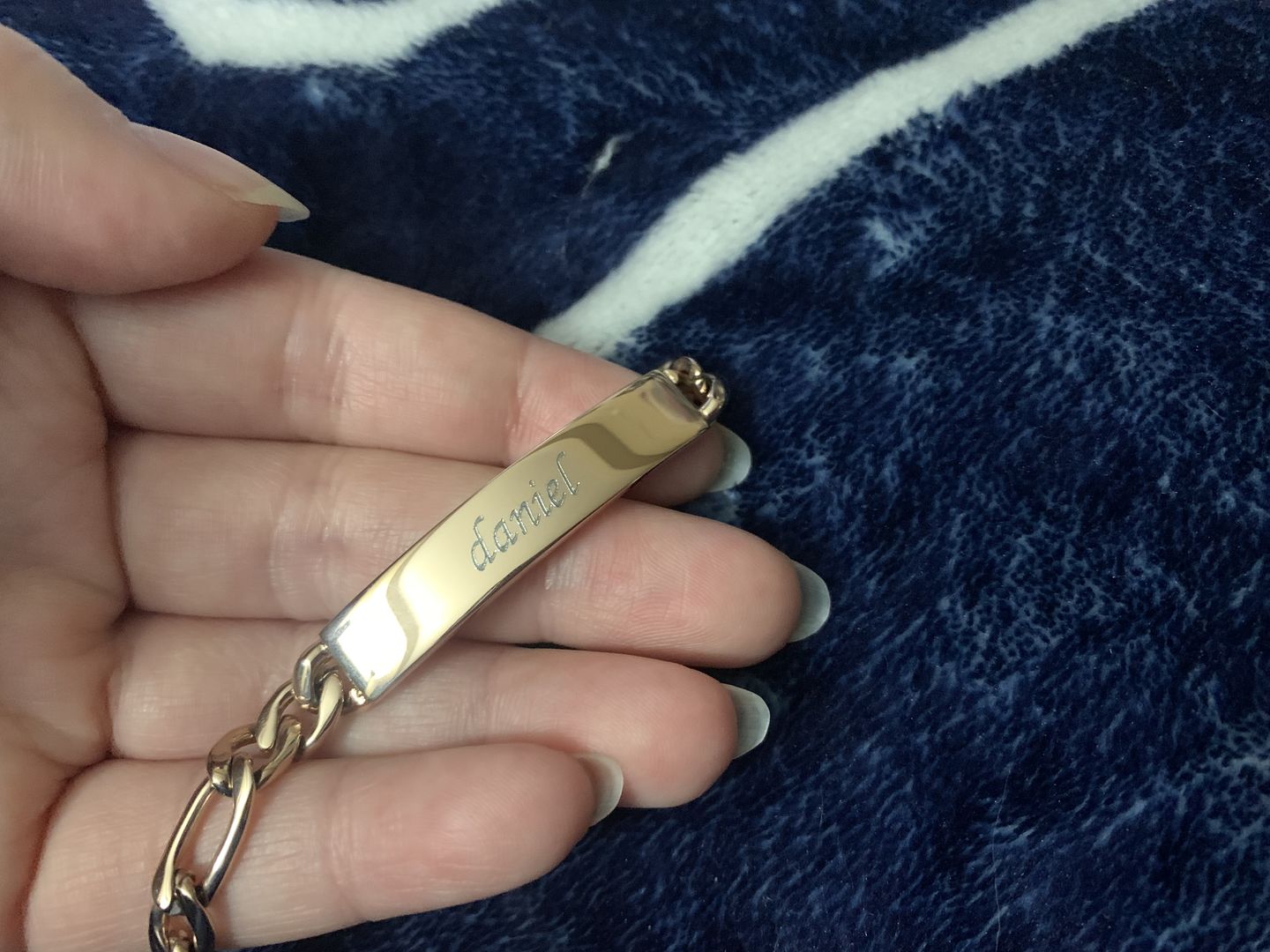 Customer photo review of 7mm Figaro Link ID Bracelet