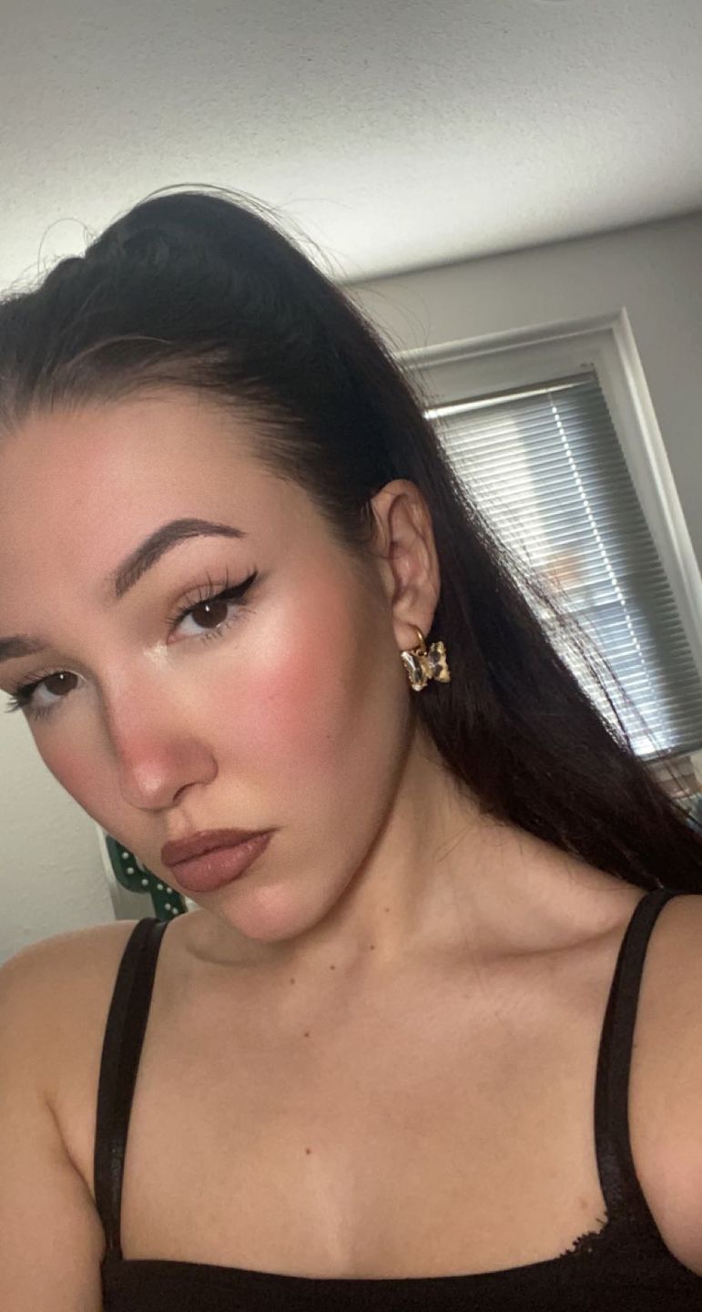 Customer photo review of Butterfly Ohrringe | 18K vergoldet