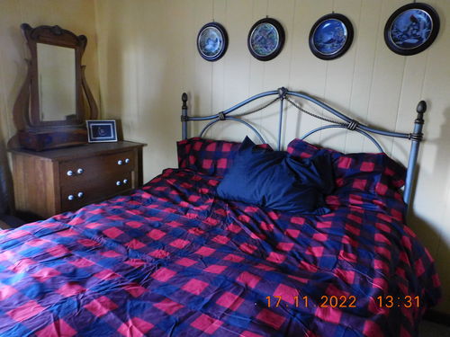Customer photo review of Ultra Soft Silky Zipper Rich Printed Rayon from Bamboo All Season 3 Pieces Duvet Cover Set with 2 Pillowcases, Red Black Plaid Pattern