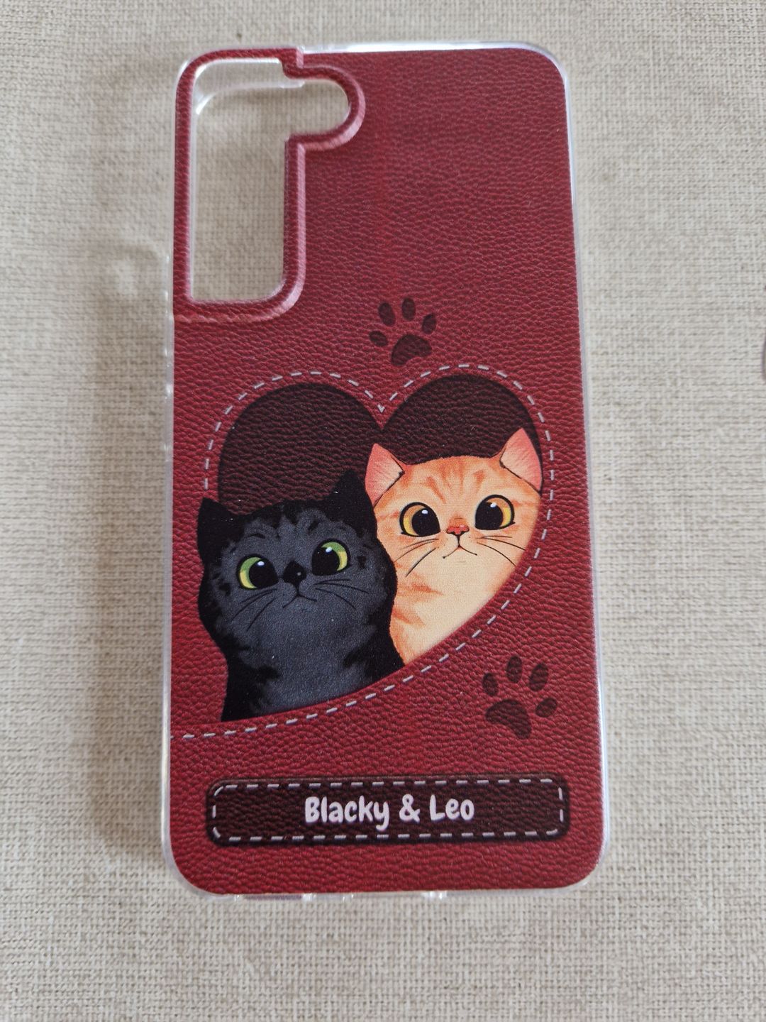 Customer photo review of Katzenherz Lederoptik  - Individuelle Handyhülle