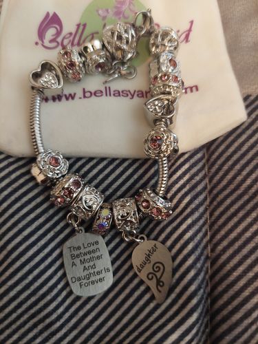 Customer photo review of Mother Daughter Eternal Love Bracelets