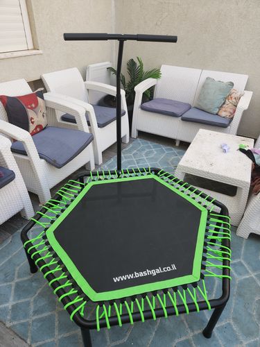 Customer photo review of קפצית (טרמפולינה) אישית עם ידית לאימון אירובי