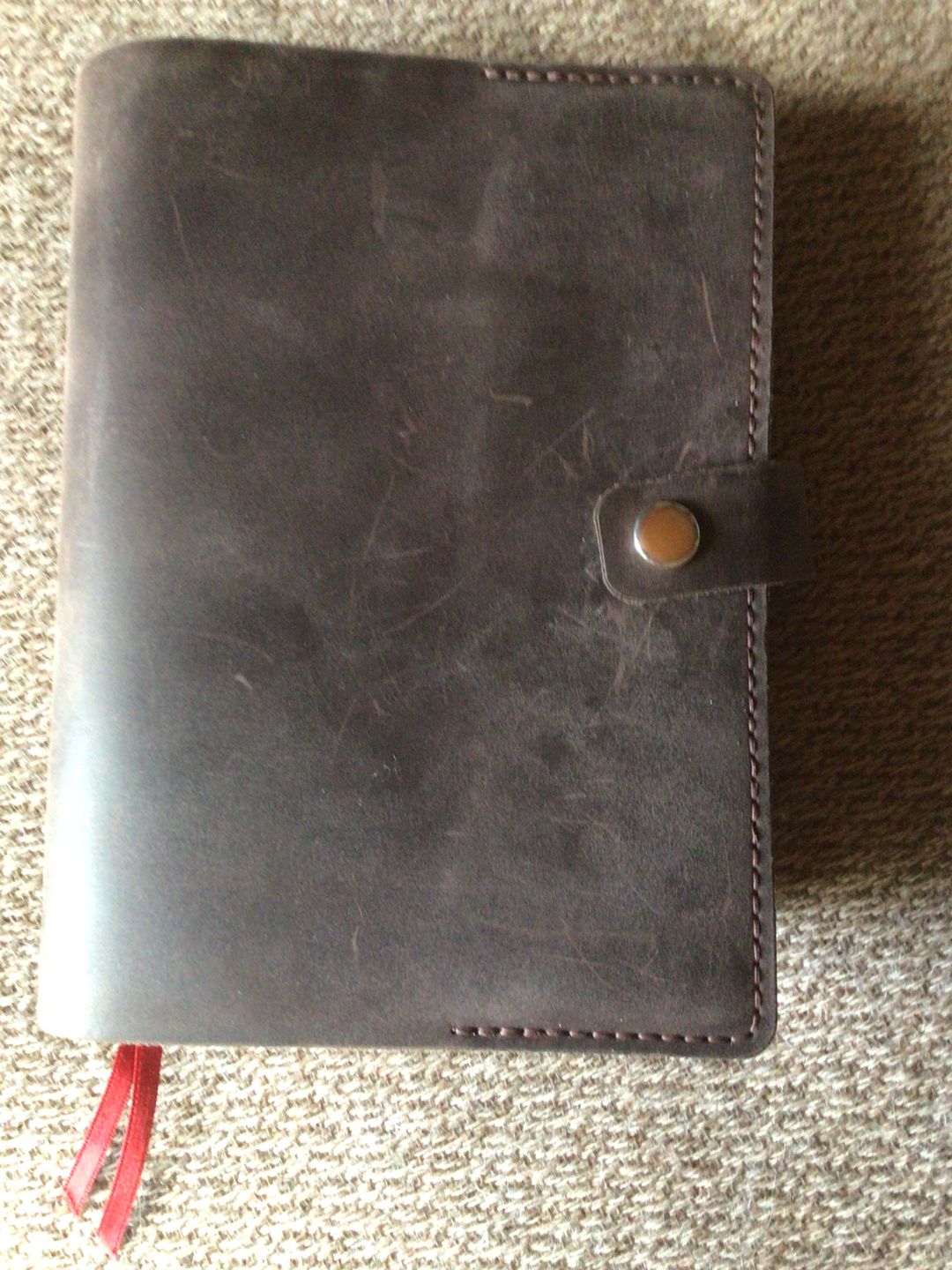 Customer photo review of Bibelhülle "Basic+" · echtes Leder · Individuelle Größen · handmade Bibelhülle nach Maß · optionale Gravur