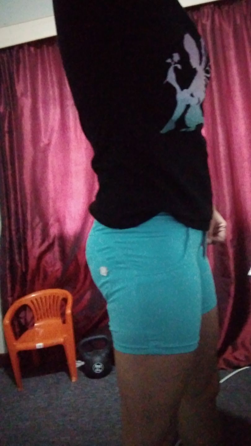 Customer photo review of Shapewear High Waist Butt Shaping Shaping shorts- Tiffany blue