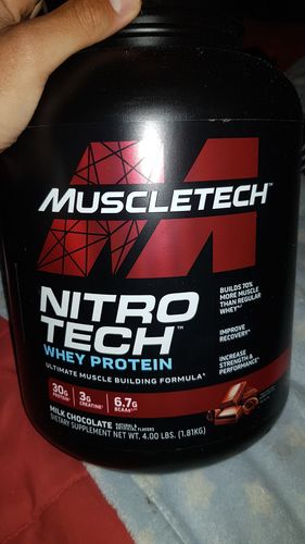Customer photo review of Muscletech Nitro-Tech Whey Protein Proteina 4 Lb