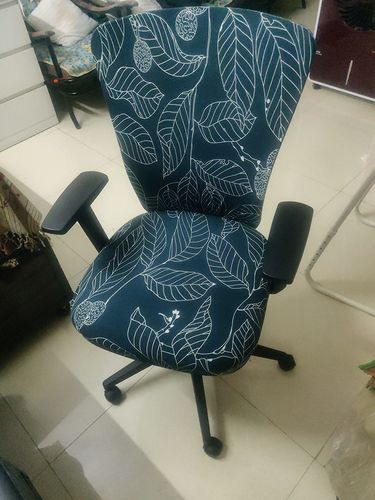 Customer photo review of Elastic Stretchable Computer Chair Covers