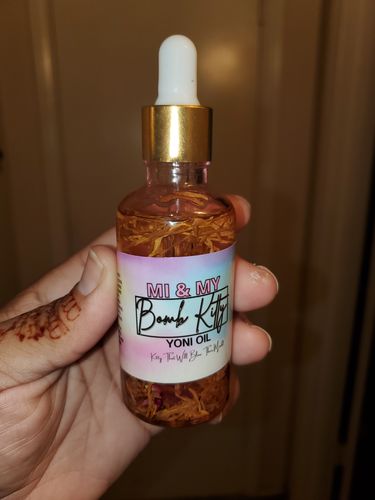 Customer photo review of Bomb Kitty Yoni Oil