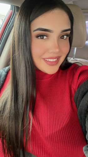 Customer photo review of Full Shine Clip in Extensions 100% Remy Human Hair 7 Pieces Off Black (#1B)