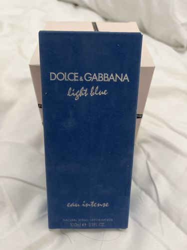 Customer photo review of Dolce & Gabbana Light Blue Intense For Women 100ml