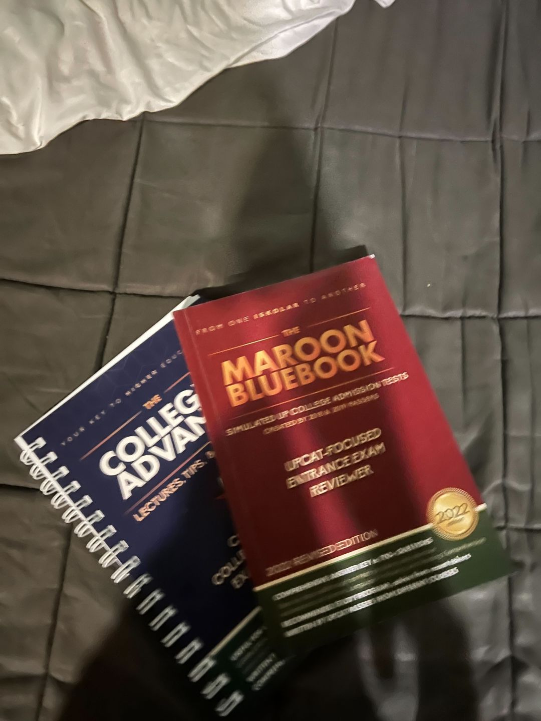 Customer photo review of Collegio Advance and The Maroon Bluebook Reviewer Bundle Promo