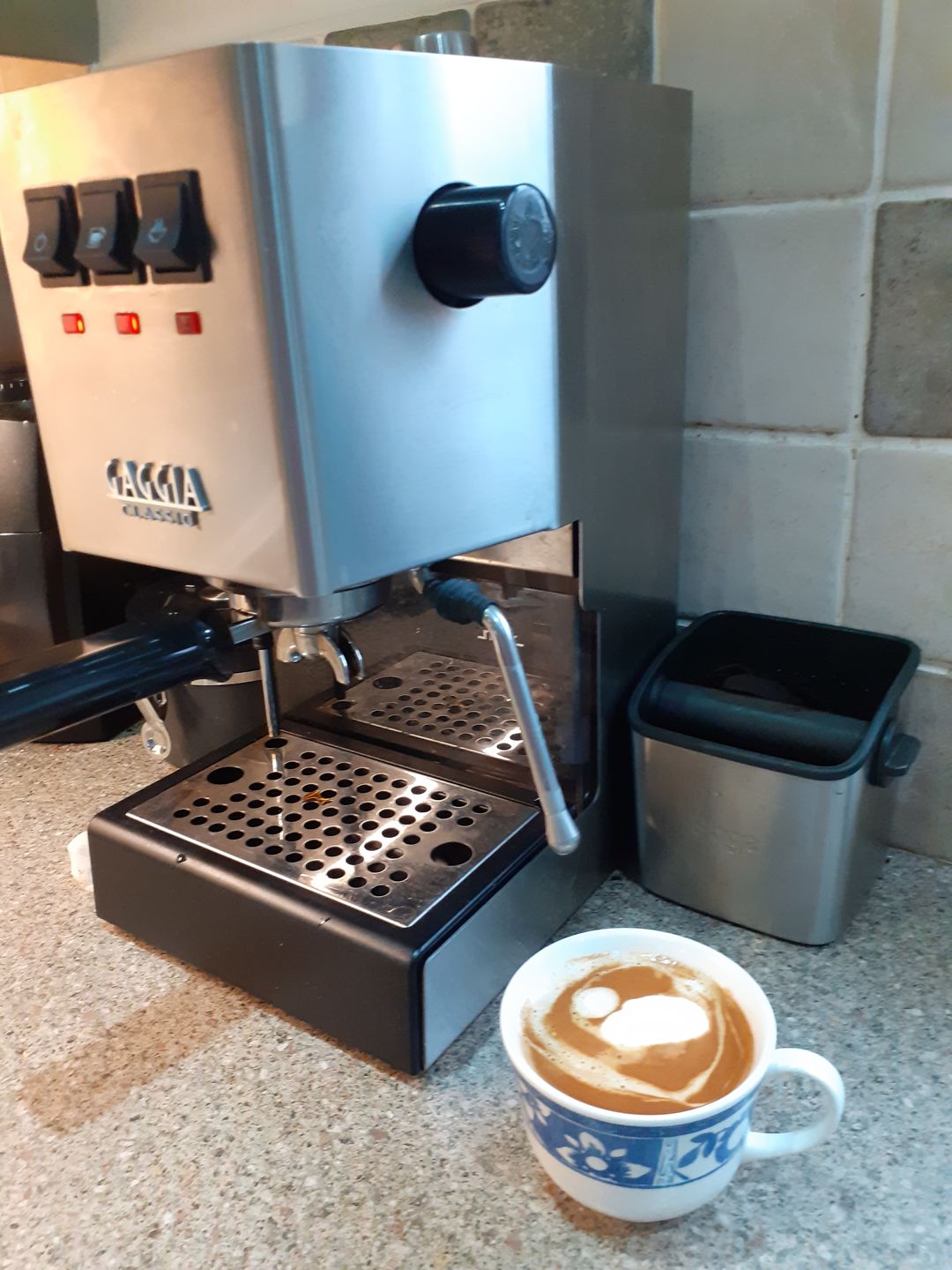 Customer photo review of Bird & Wild Organic RSPB Coffee, Signature Espresso Blend, 1kg, Whole Bean
