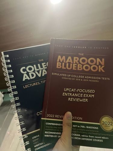 Customer photo review of Collegio Advance and The Maroon Bluebook Reviewer Bundle Promo