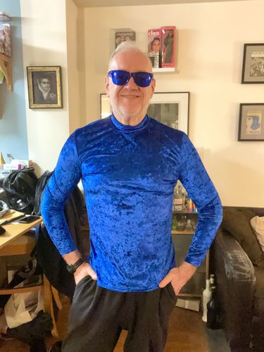 Customer photo review of Mens Velvet Turtleneck Long Sleeve T-shirt SKUI88108