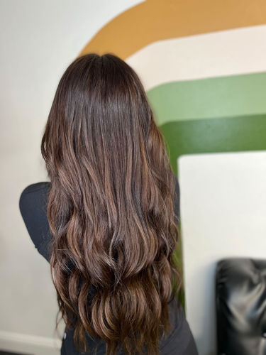 Customer photo review of Full Shine Sew In Hair Weft Bundles 100% Remy Human Hair Dark Brown (#4)