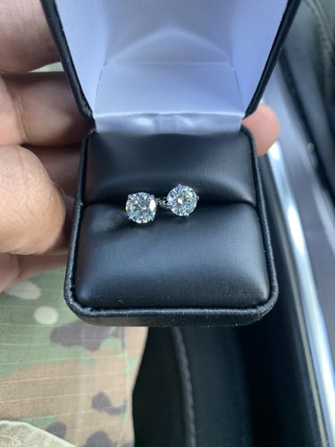 Customer photo review of VVS Moissanite Solitaire Stud Earrings