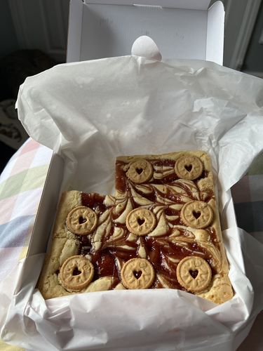 Customer photo review of Brownie & Blondie Mixed Box